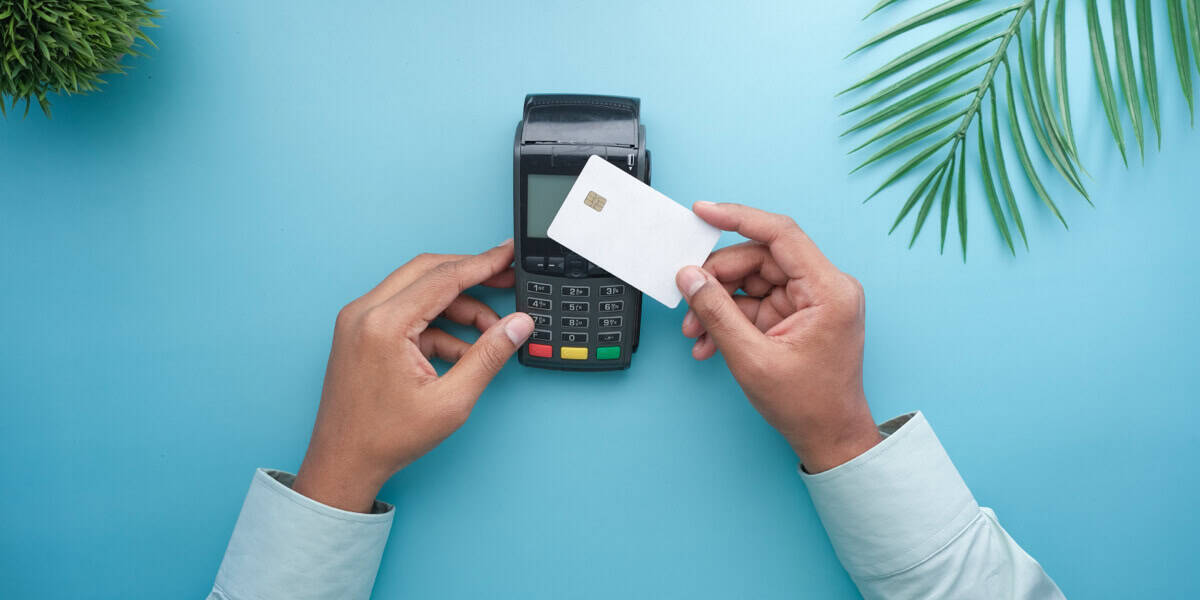 Digital payment terminal for bank credit collection processes.